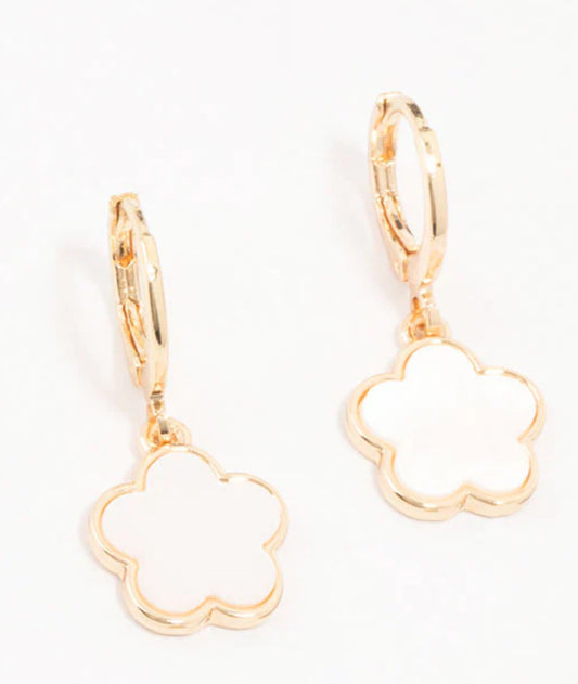 Flower pearl drop earrings