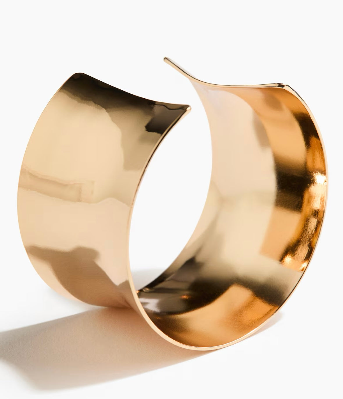 Sculpted Gold Cuff